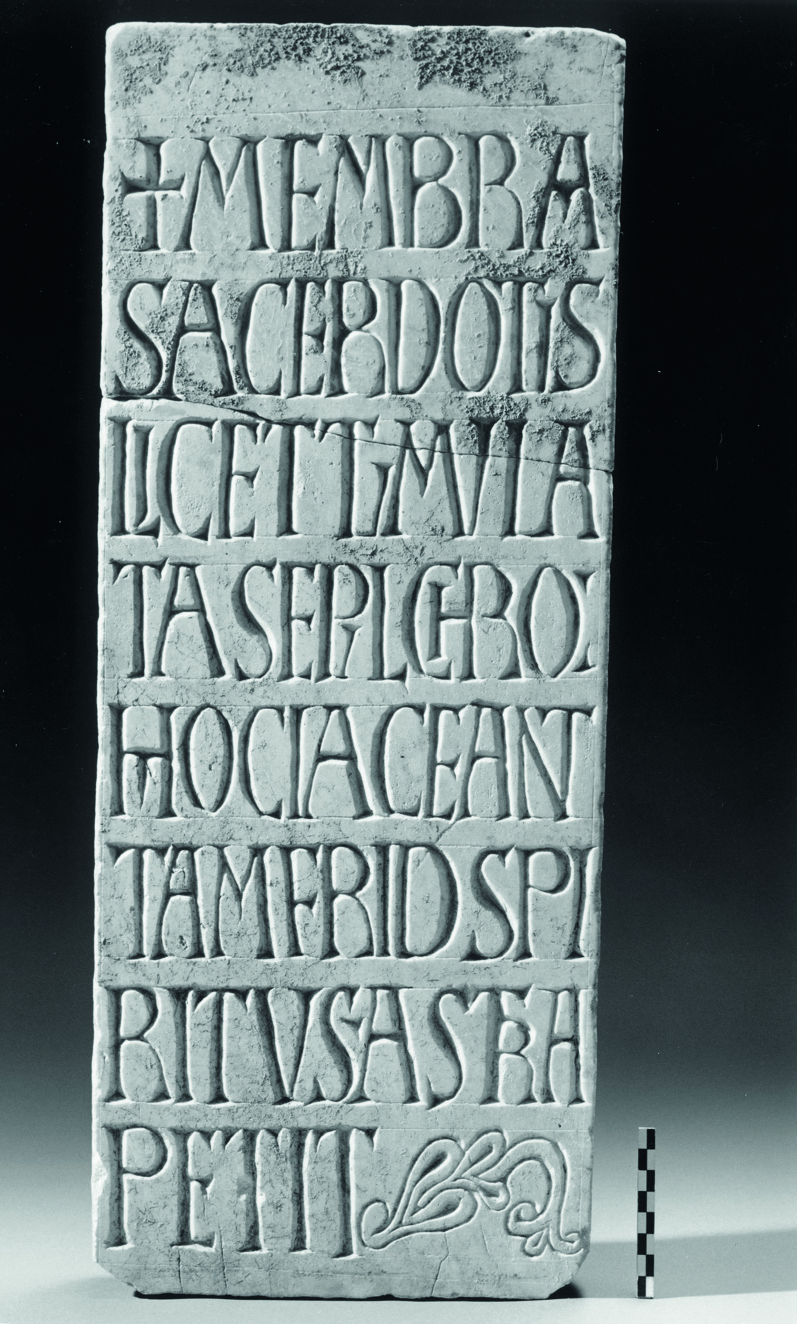 Epigrafe del sacerdote Tamfrid (primo quarto del IX secolo)